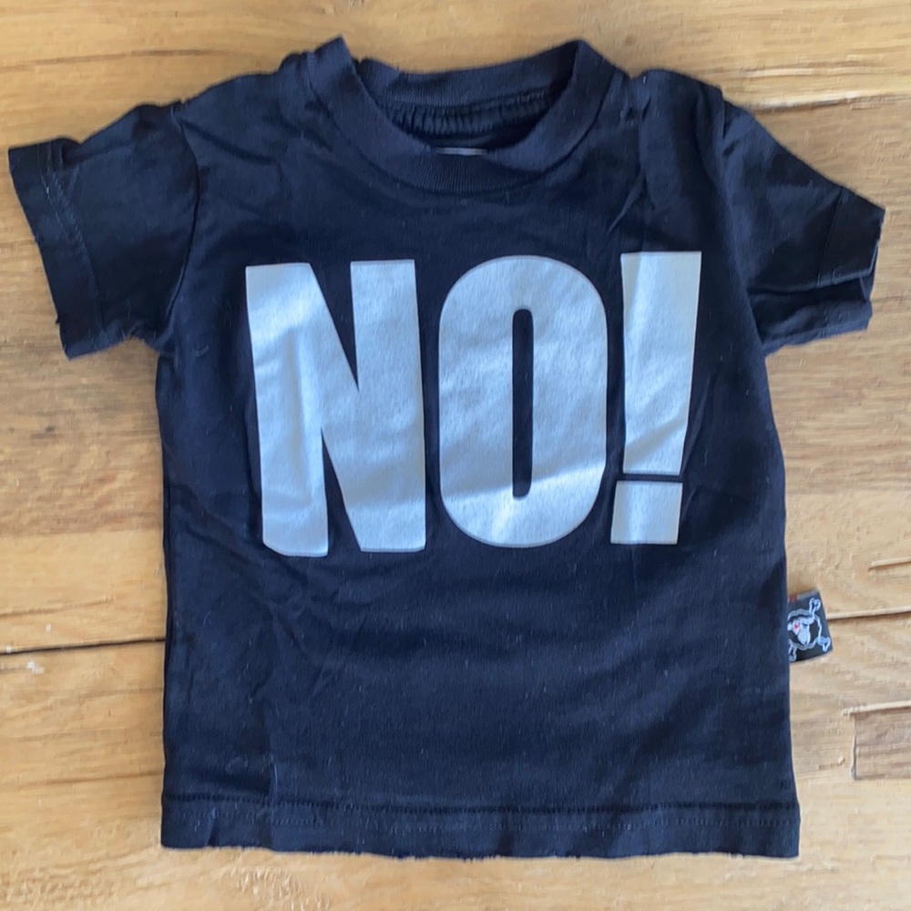 Used Nununu T-Shirt 0-6mo